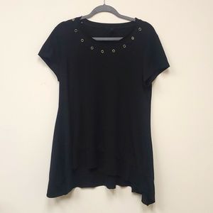 Black grommet tunic top Size L flowy flattering shape
